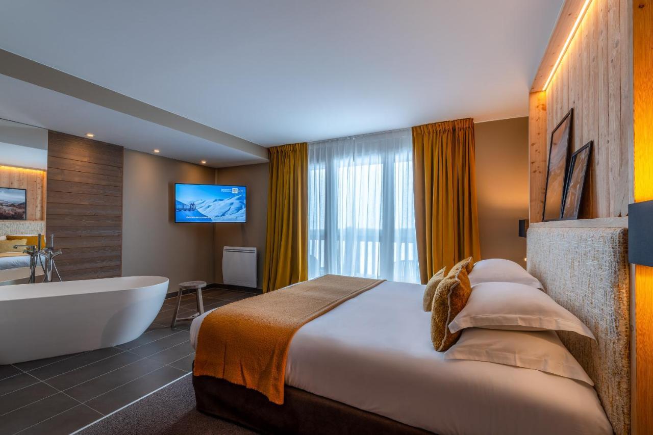 Ily Hotels & Spa La Rosiere Montvalezan エクステリア 写真