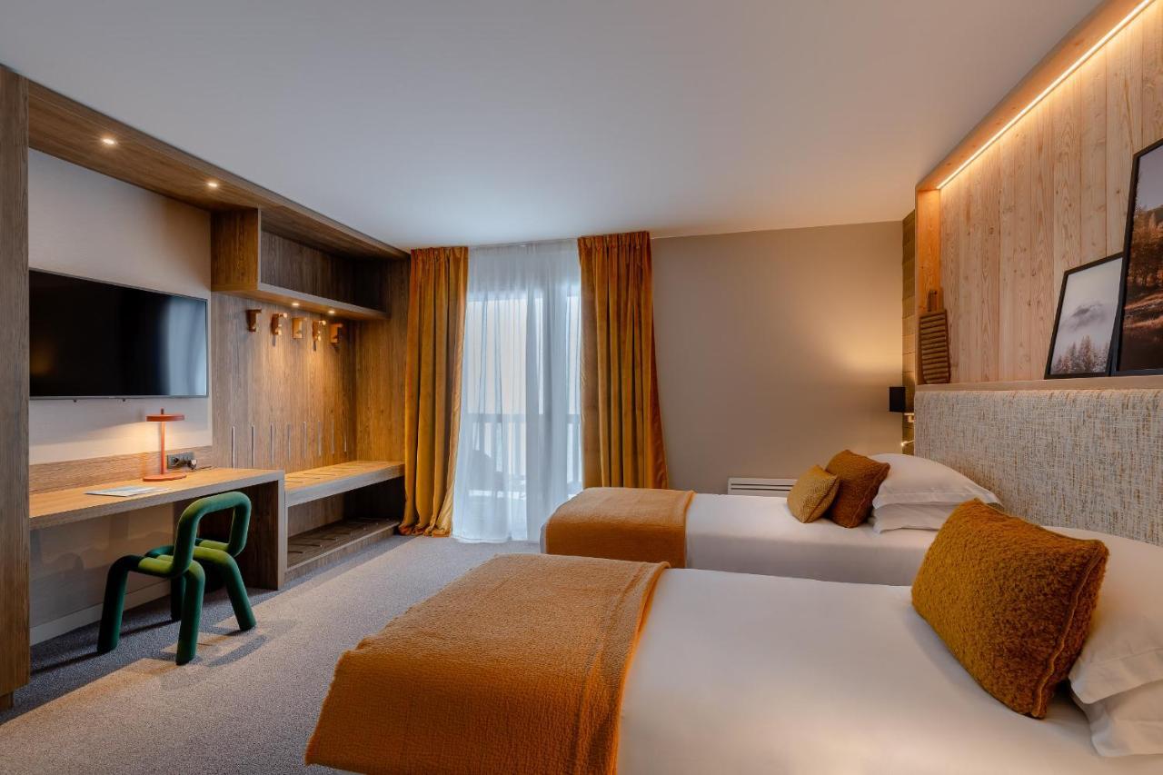 Ily Hotels & Spa La Rosiere Montvalezan エクステリア 写真