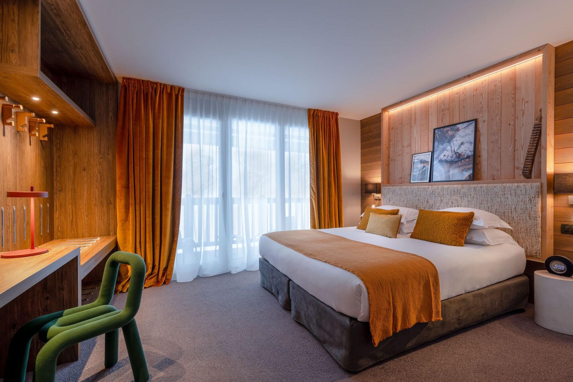 Ily Hotels & Spa La Rosiere Montvalezan エクステリア 写真