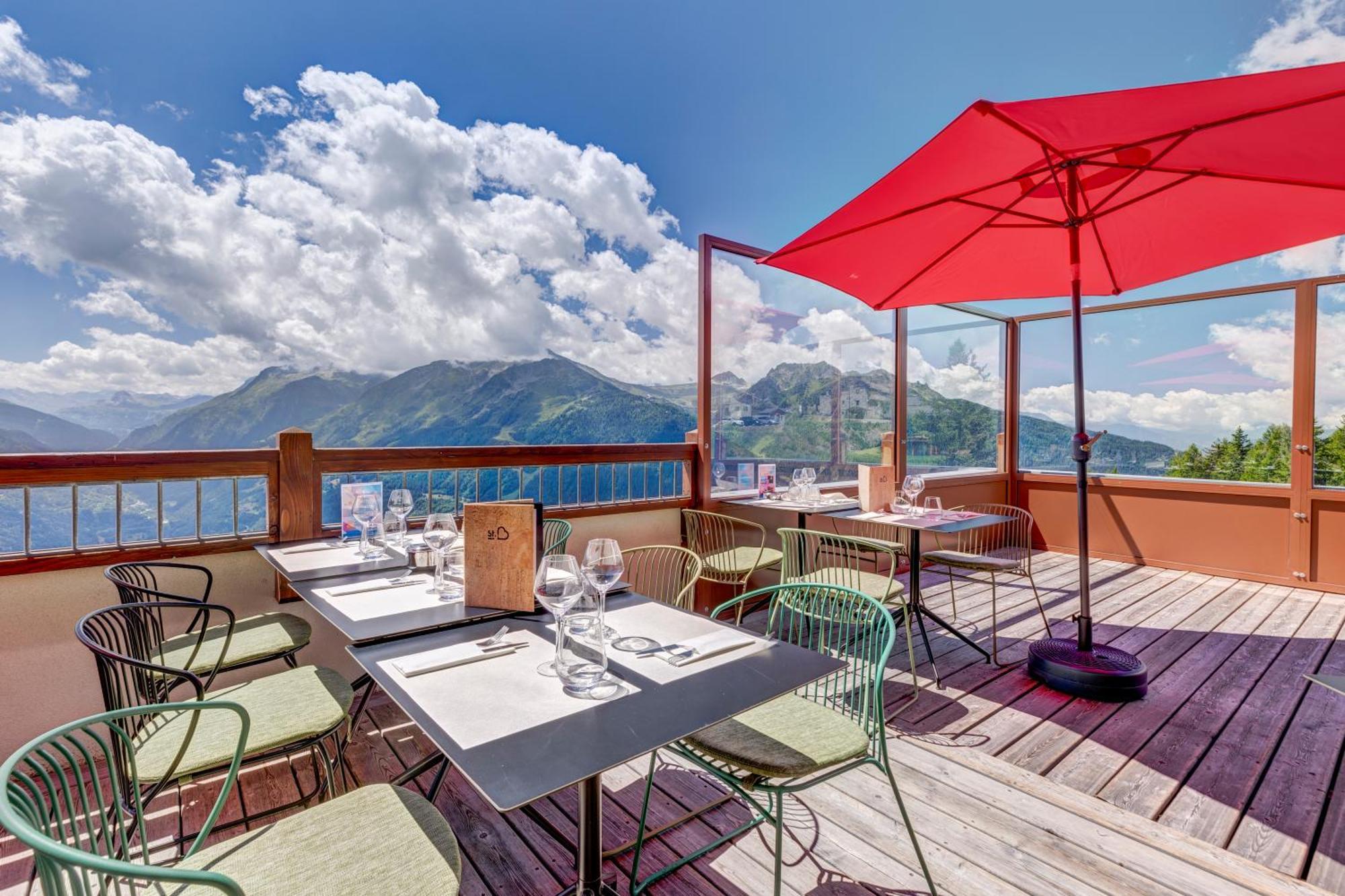 Ily Hotels & Spa La Rosiere Montvalezan エクステリア 写真